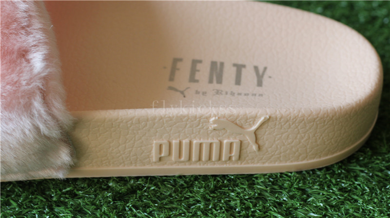 Puma Leadcat Fenty Fur Slide Pink